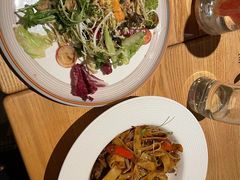 瑶瑶五彩沙拉-原石牛扒·约会餐厅(龙城万科里店)
