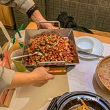 这家湘菜馆岁数比我还大，二十多年屹立不倒