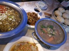 -小鱼儿海鲜港(新村十区店)