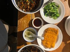 -沪西老弄堂面馆(定西路店)