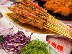-威记烧嘢·南宁烧烤·超级生牛(绿地店)