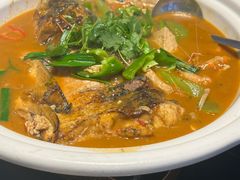 招牌鱼头泡饭-明丰小渔馆(明月路店)