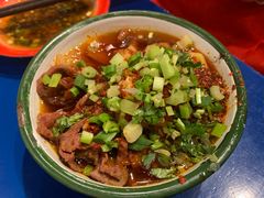 路边嫩牛肉-马路边边 传媒大学店