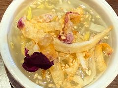-银米·云南传统过桥米线(双廊黑金冠店)
