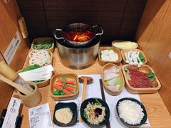 极品纯虾滑-独食火锅·半米屋台(望平街店)