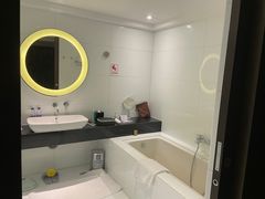 -北京希尔顿逸林酒店