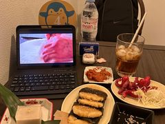 -嘁嘁茶泡饭