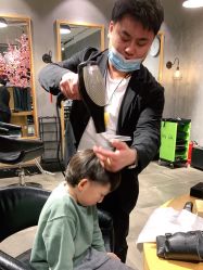 -时尚殿堂明星门店