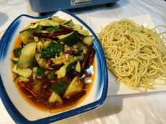 -霄汉牛三鲜湖北砂锅菜(万松园2店)