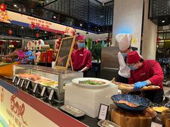 -广州万富希尔顿酒店·感趣自助餐厅·金秋蟹宴生蚝海鲜刺身烧烤