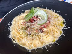 -Trattoria Altrove