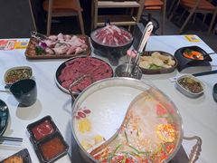 -椰子湾·海南火锅·糟粕醋·椰子鸡(正大广场店)