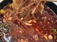 -牵人麻辣粉(粉巷店)