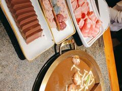 -小天鹅火锅·一线江景洪鼎旗舰店(洪崖洞店)