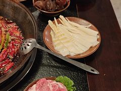 -渝井巷重庆老火锅(沈阳吉祥店)
