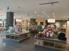 -魔方城市书房(中街益田店)