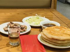 -李连贵酒家熏肉大饼(昆明街店)