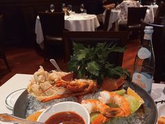 海鲜拼盘-Wolfgang’s Steakhouse 沃夫冈牛排馆(上海白玉兰广场店)