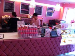 iphone_upload_pic-Hello Kitty Cafe(弘大店)