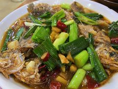 红烧小黄鱼-凡老头米线砂锅(古荡新村西粮站)