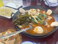 -丹水桥地锅鱼·翘嘴鲌·地方特色全鱼宴(丹江口大坝店)