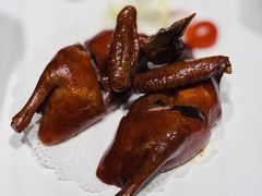 玻璃脆皮乳鸽皇-新雅(丰盛里店)