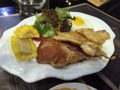 海陆拼扒-红墙餐吧(大学城南亭店)