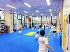 -健成运动中心·体适能跆拳道少儿格斗体考跳绳