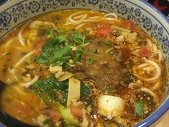 -蒙自源过桥米线(红谷滩万达店)