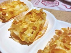 西杏片炸鲜奶-点都德(大茶楼店)