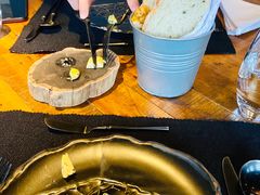 餐前包-AZUL by FUEL蓝色·法式酒馆(琶醍店)