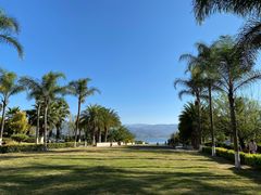 -西昌邛海湾柏樾酒店(原邛海湾柏栎度假酒店)