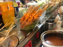 -百品聚旋转火锅(万德庄店)