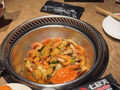 -七欣天香辣蟹火锅(上海银亿滨江店)
