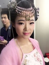 -盘子女人坊生日照·摄影馆(华强店)