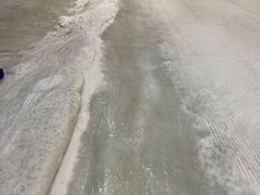 -乔波室内滑雪场