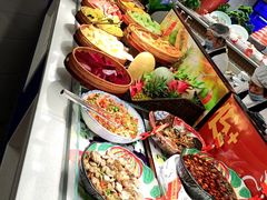 -四囍码头海鲜烧烤自助火锅(外滩南京东路悦荟广场店)