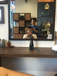 -MARTIN'S BARBER SHOP男士理发馆