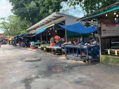 -拉威海鲜市场
