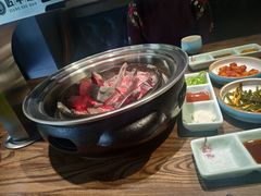 -明洞阿姨·韩式酱蟹烤肉·创意料理(三元桥店)