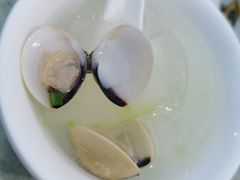 -亚龙湾8号(丁村万人海鲜广场店)