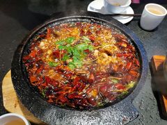 石锅美蛙-万重锦·人文川菜馆(骡马市店)