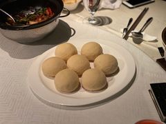 脆皮流沙包-皇朝会.经典传统粤菜(外滩店)