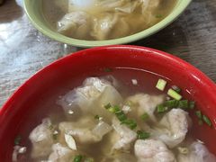 -张阿三馄饨店