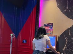 -UK派对KTV(日月广场店)