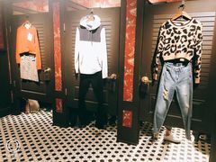 -Hollister(希慎广场店)