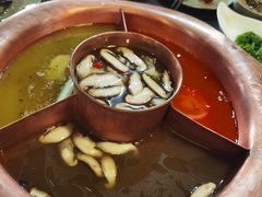 佤家鲜辣滋补三味锅-滇釜火锅·能喝汤的火锅(车公庄店)