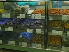 面包甜点陈列柜-上海哈尔滨食品厂(淮海中路店)