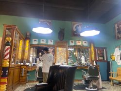 -小戈男士复古理发馆barber shop
