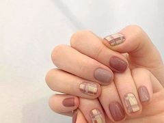 -群丽化妆摄影美甲纹绣培训学校